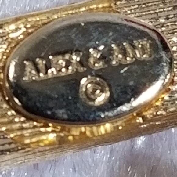 Alex and Ani gold tone USA pin red white blue stones 1.1427 - Picture 6 of 7